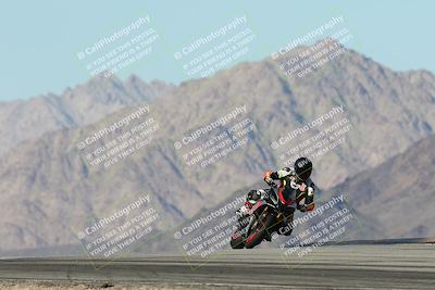 media/Dec-01-2025-Moto Forza (Mon) [[2daa91e15f]]/2-Intermediate Group/Session 4 Turn 9/